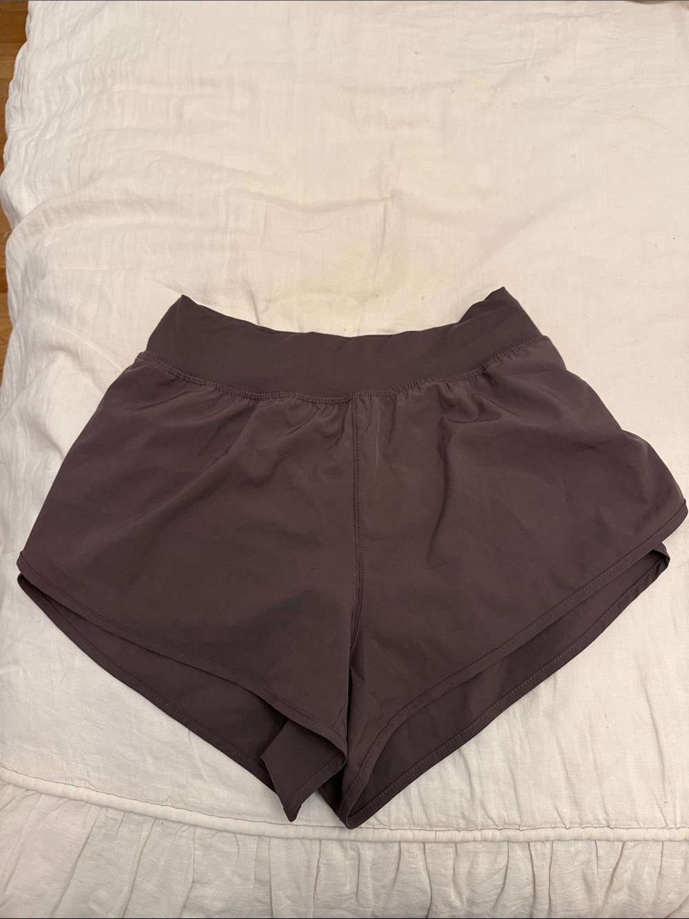 Women’s Running Shorts in Soft Plum